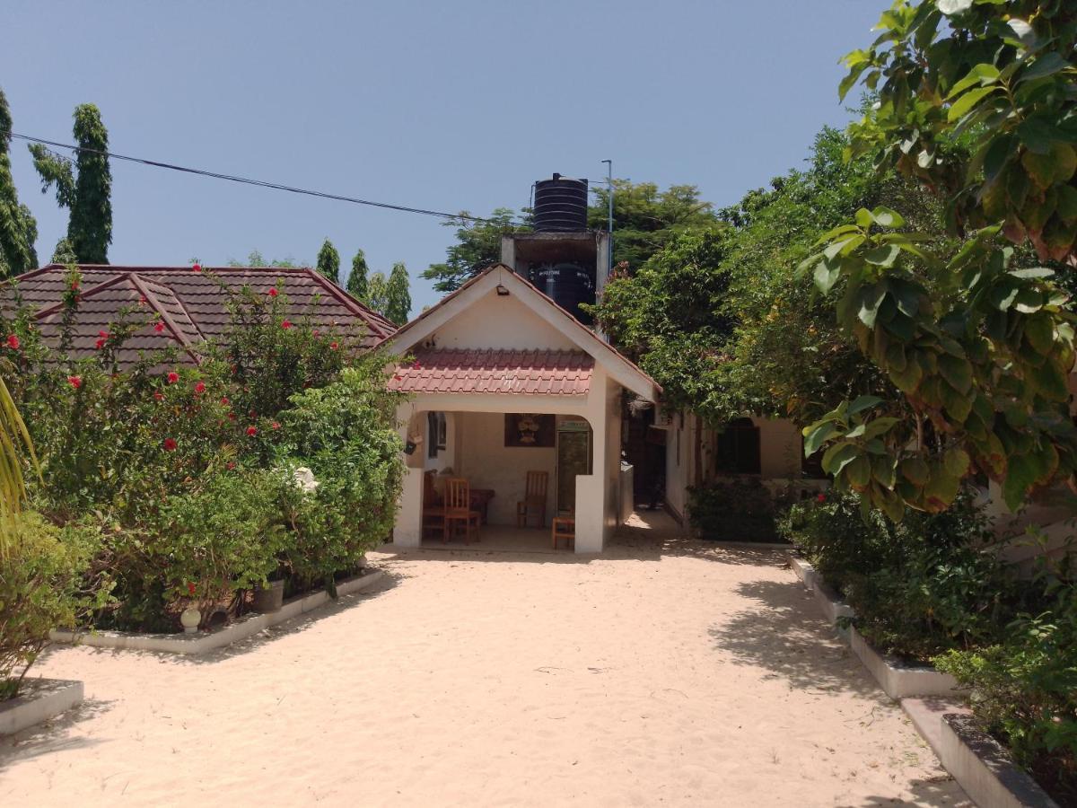 H&H bungalows Nungwi Exterior foto
