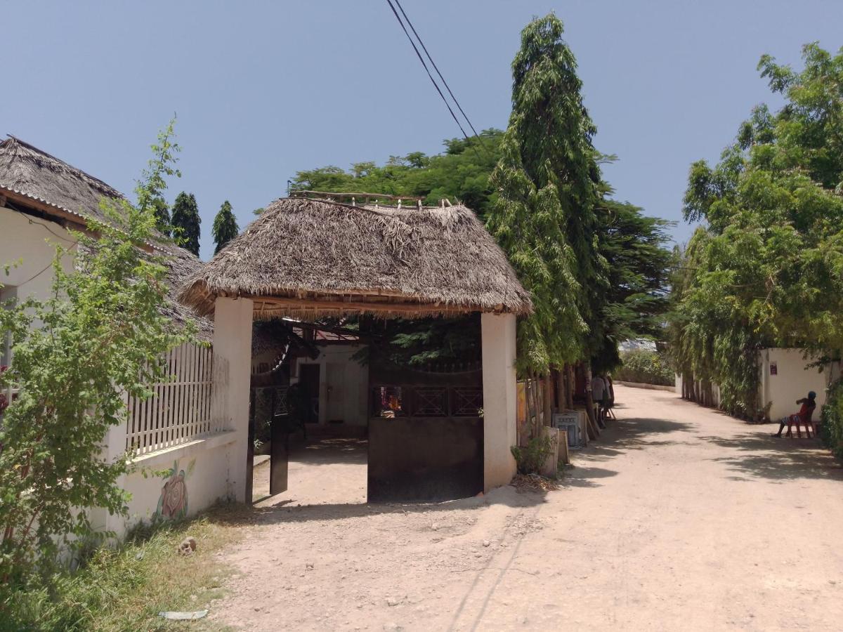 H&H bungalows Nungwi Exterior foto